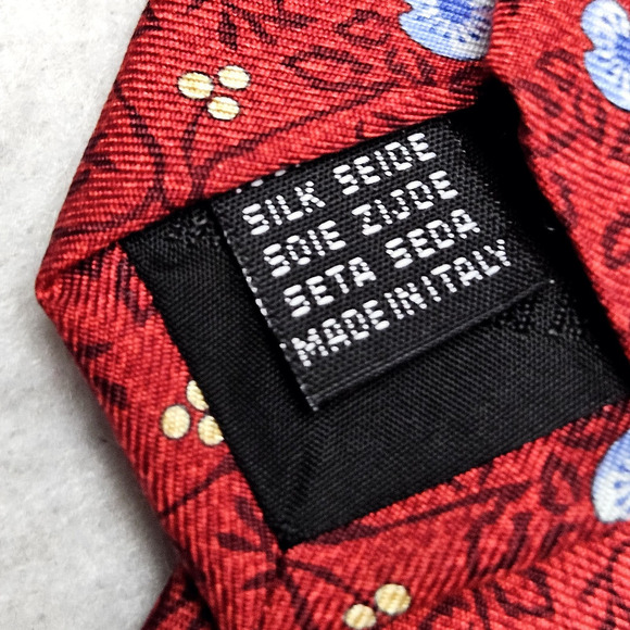 Floral Tie‎ Metropolitan Museum Of Art Red Blue Flowers 100% Silk Made In Italy - Picture 7 of 8